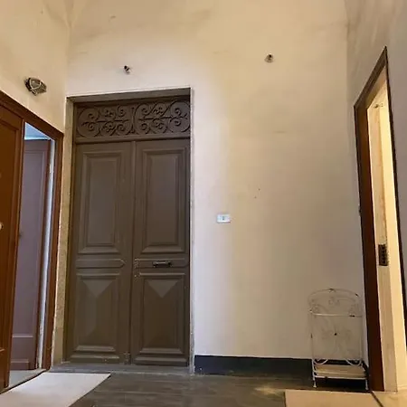 Centralissimo In Piazza Bresca *