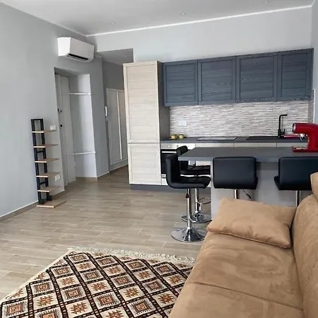 Centralissimo In Piazza Bresca Apartment