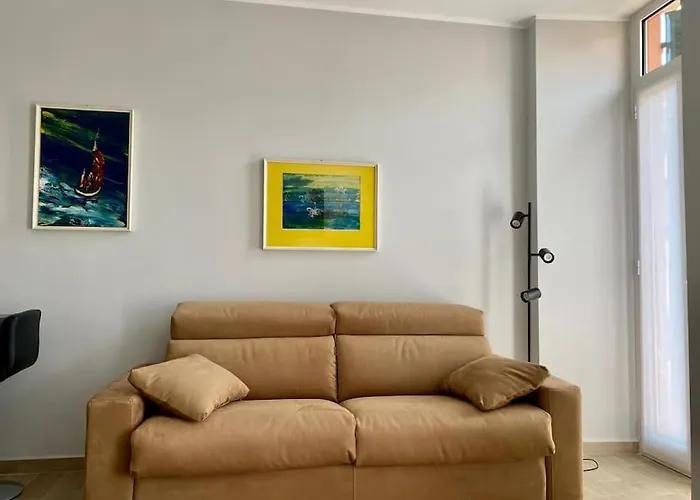 Centralissimo In Piazza Bresca Sanremo